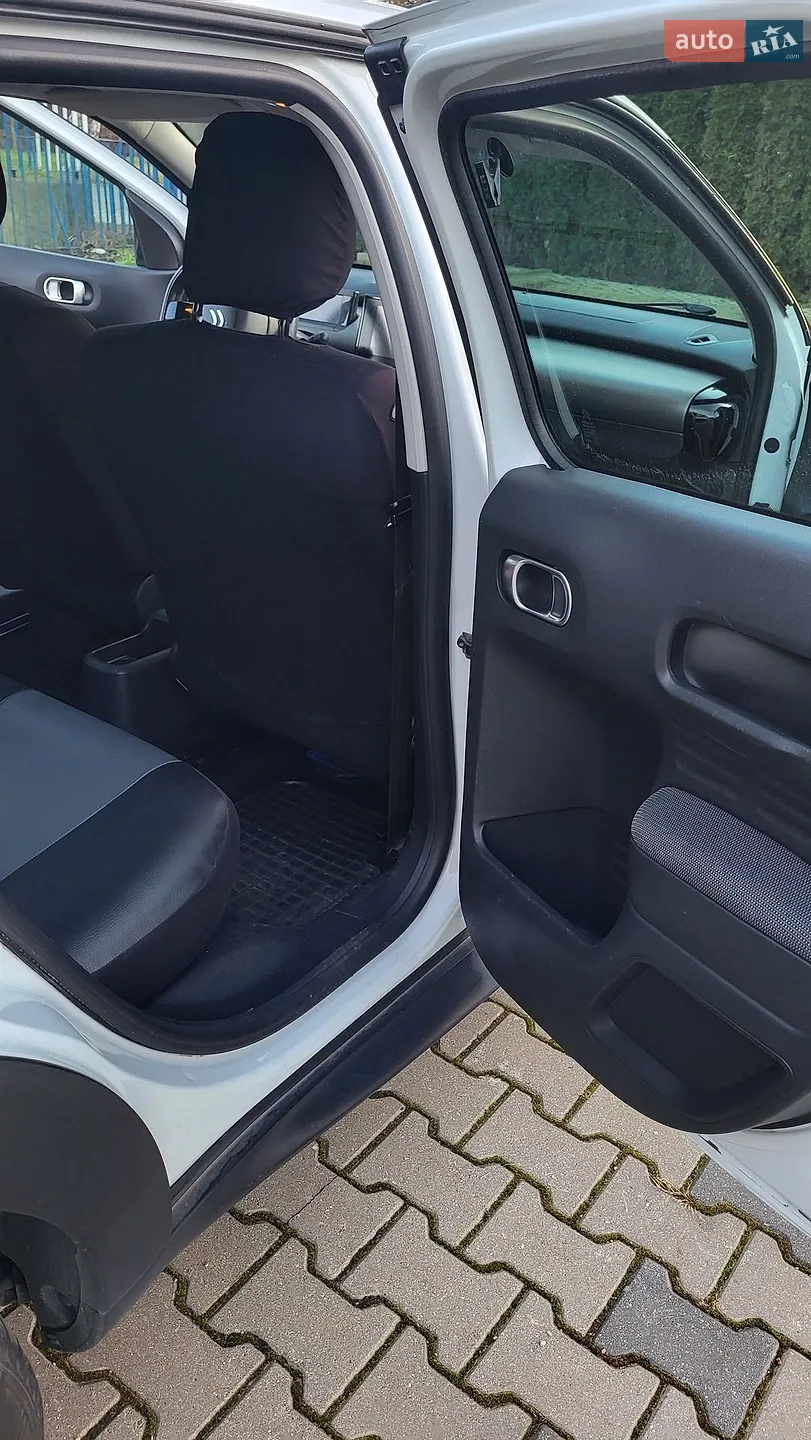 2015 Citroen C4 Cactus - мініатюра 13