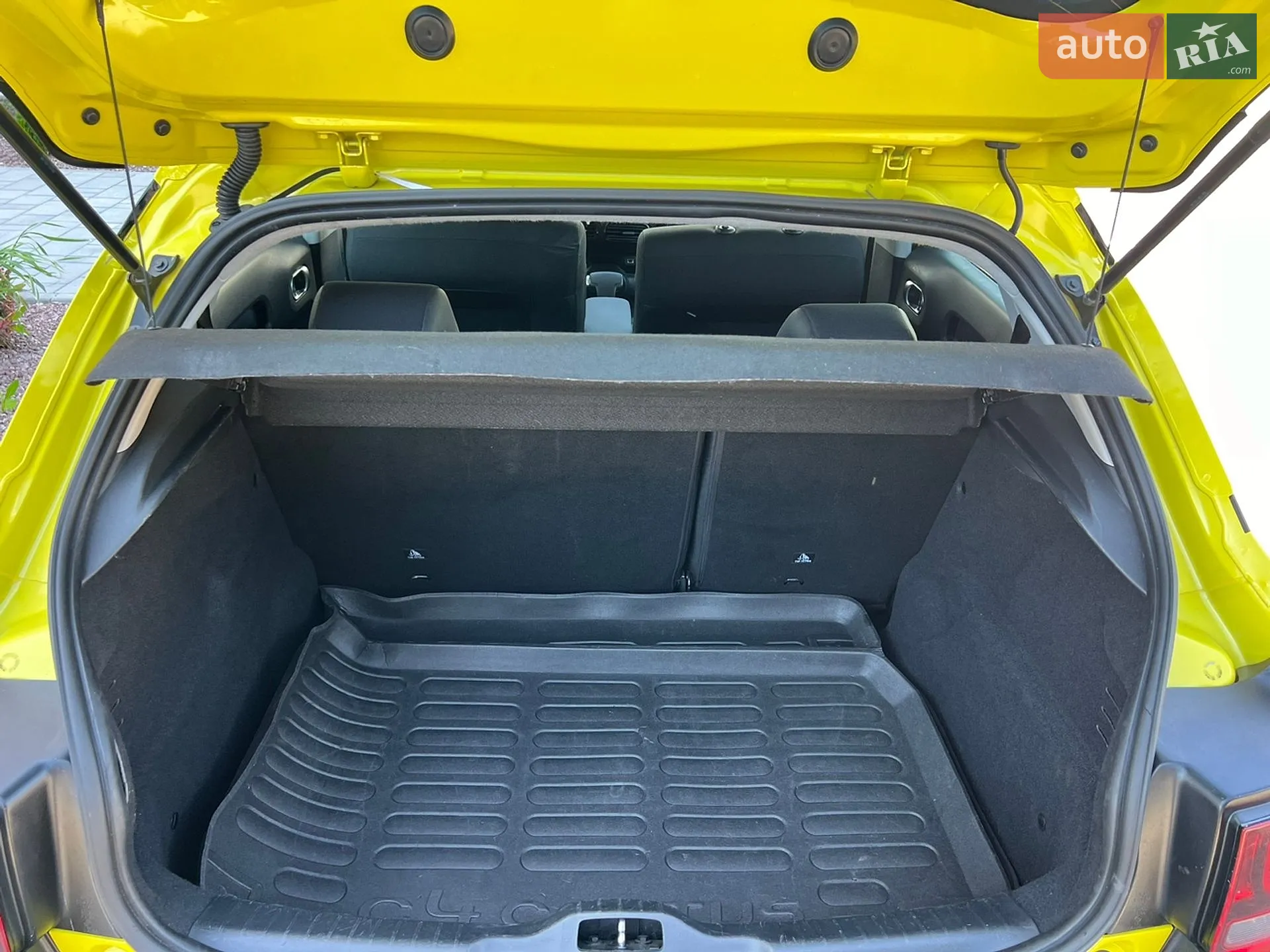 2017 Citroen C4 Cactus - мініатюра 12