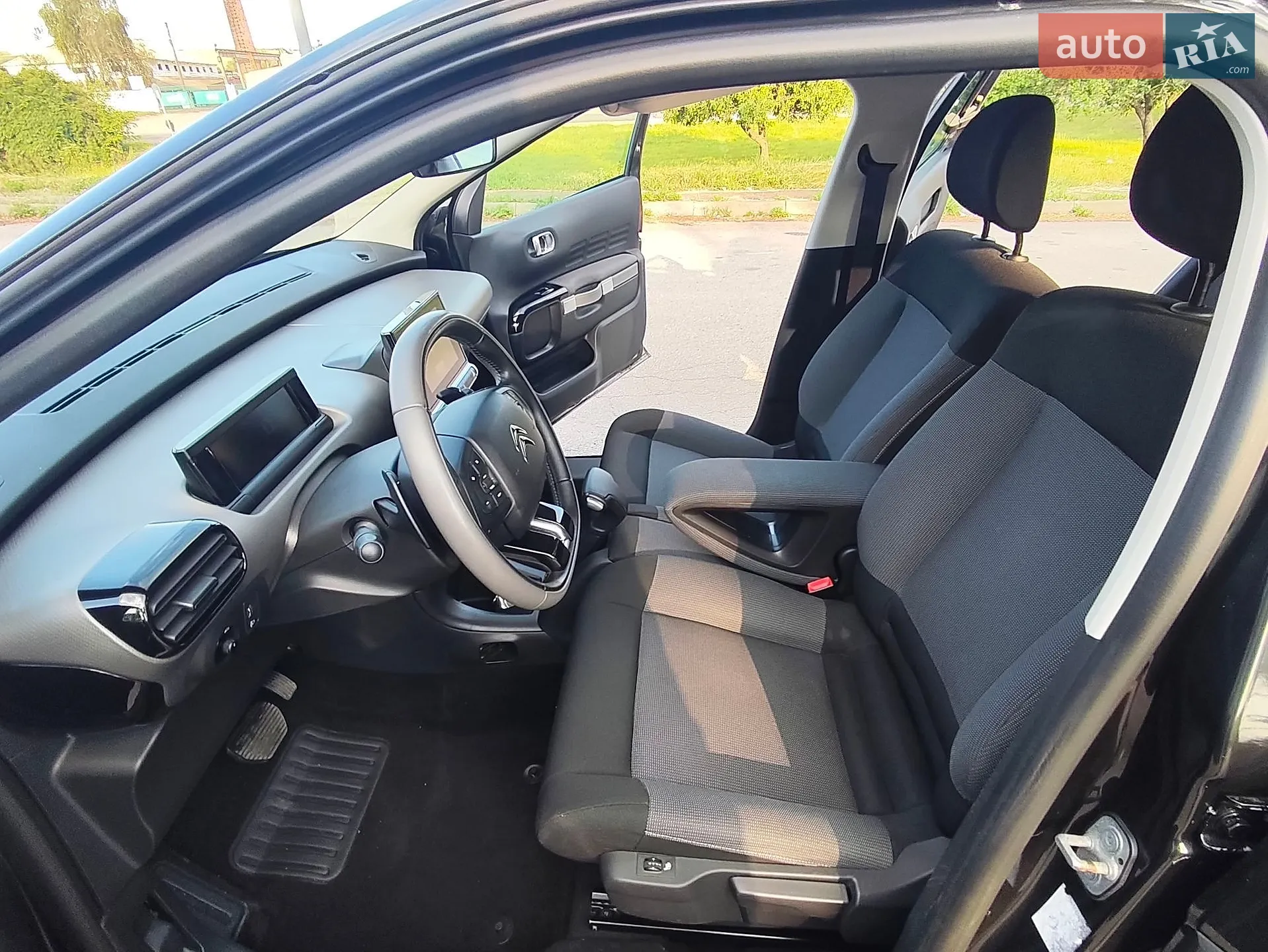 2015 Citroen C4 Cactus - мініатюра 22