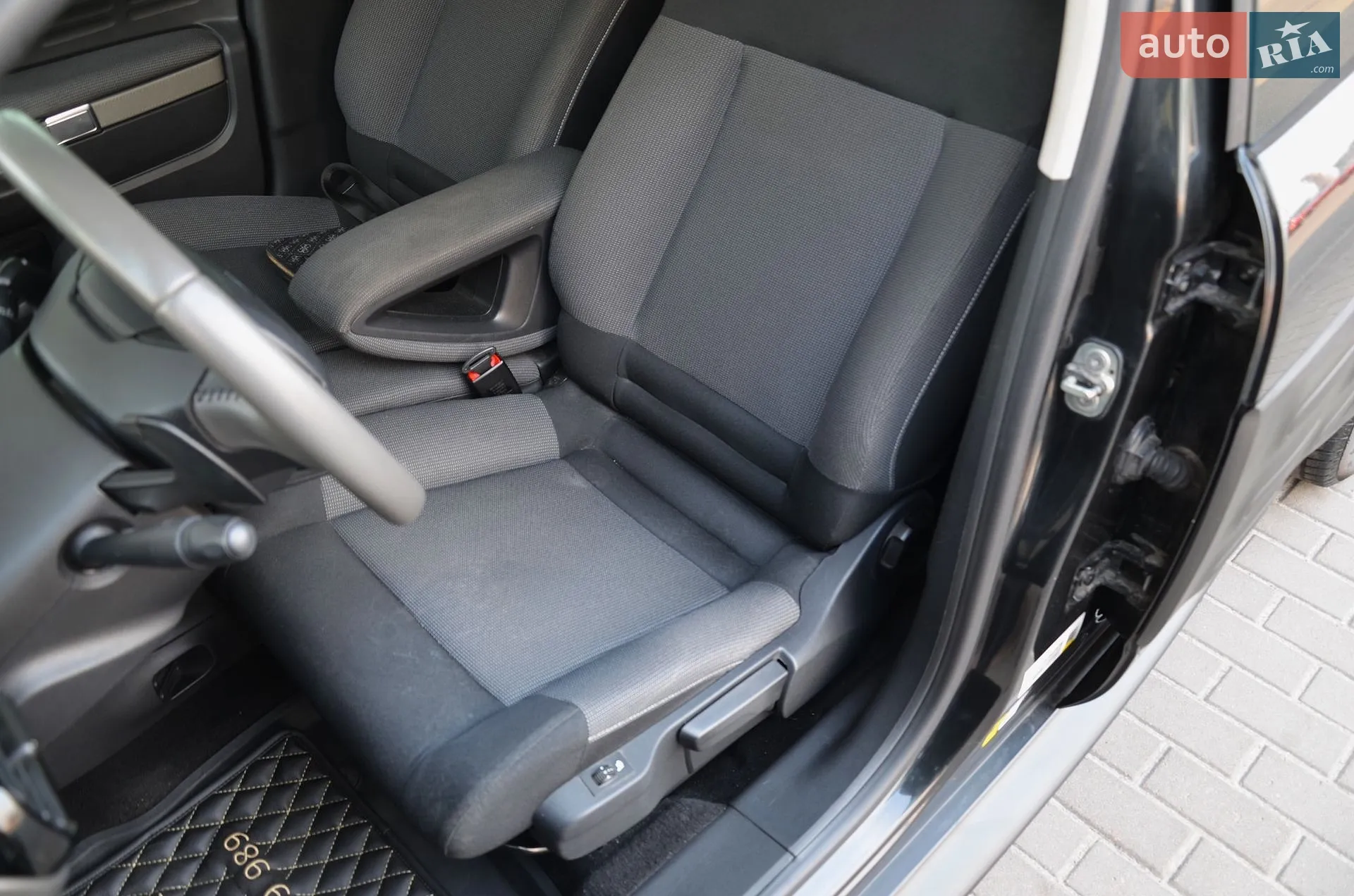2015 Citroen C4 Cactus - мініатюра 21