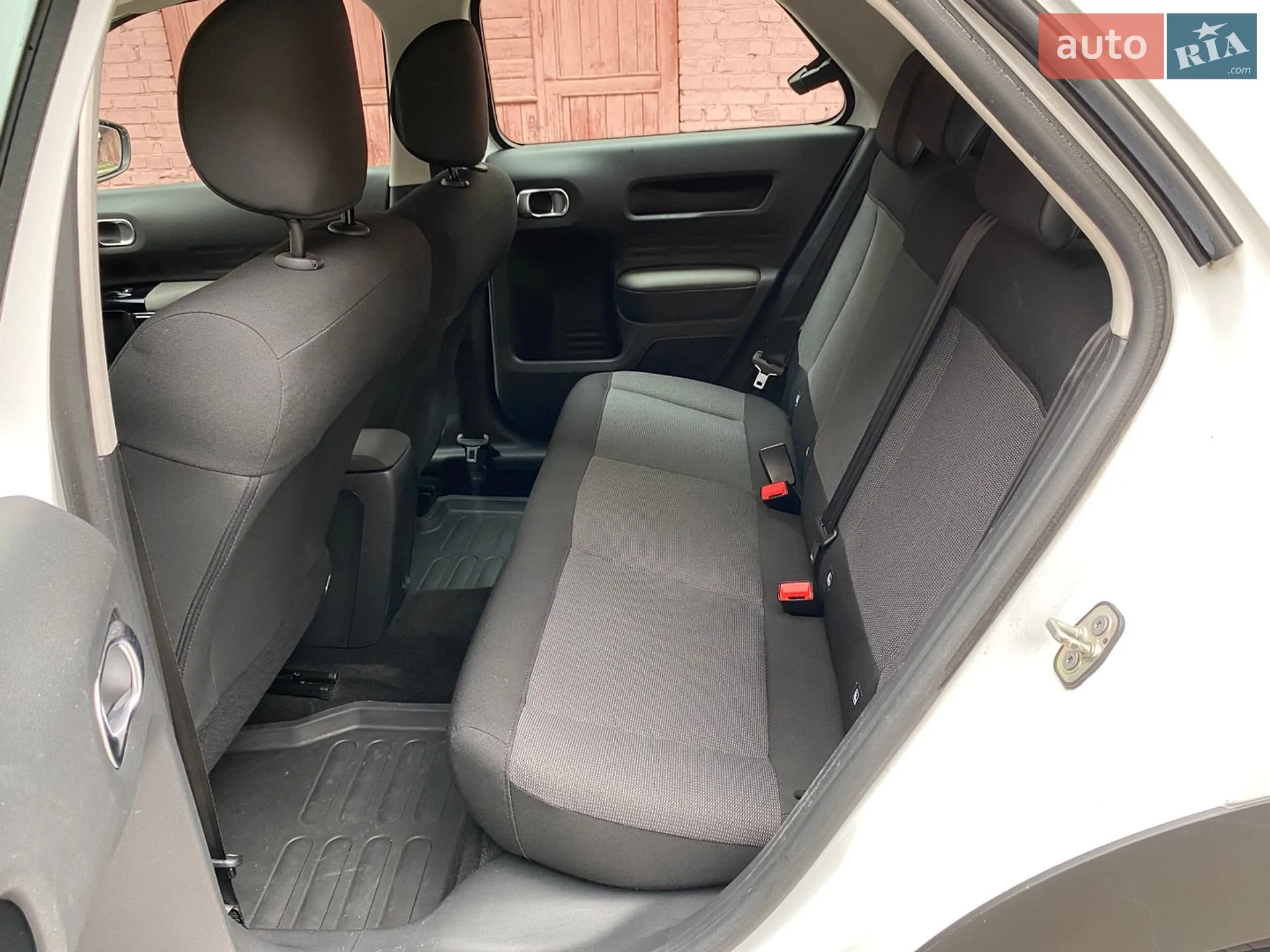 2019 Citroen C4 Cactus - мініатюра 28