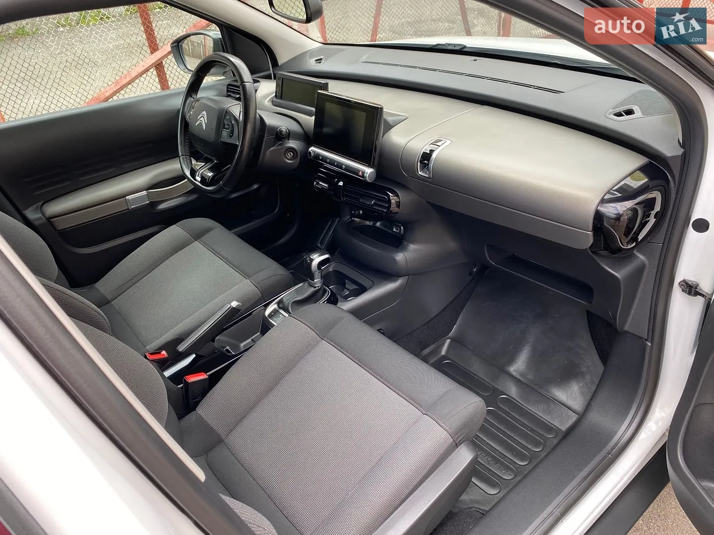 2018 Citroen C4 Cactus - мініатюра 24