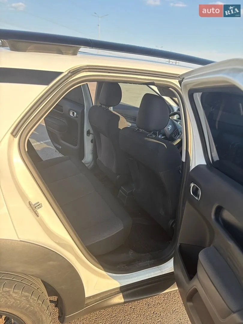 2016 Citroen C4 Cactus - мініатюра 15