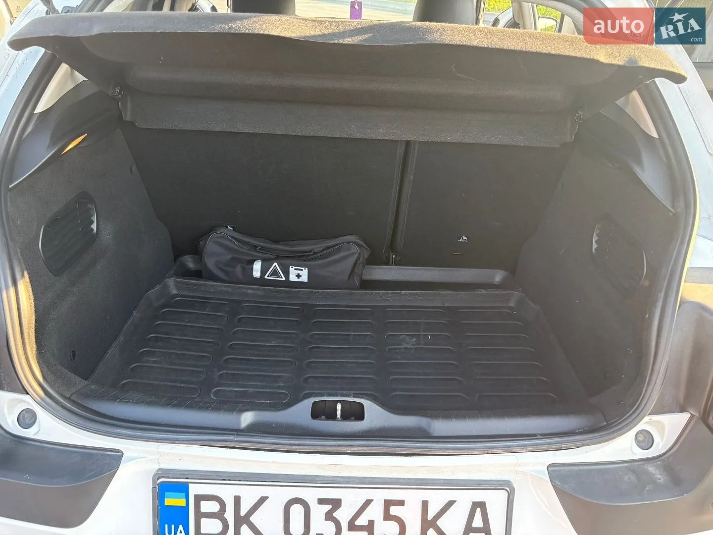 2016 Citroen C4 Cactus - мініатюра 17