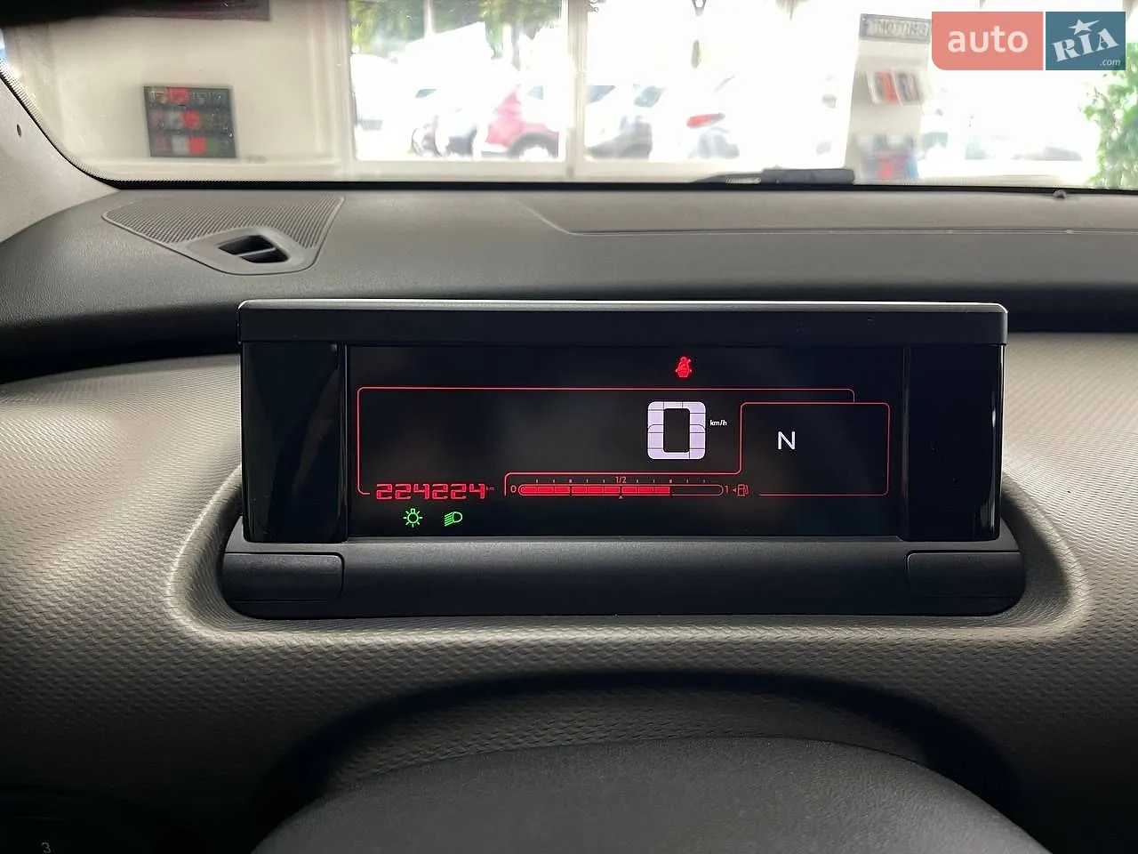 2015 Citroen C4 Cactus - мініатюра 35