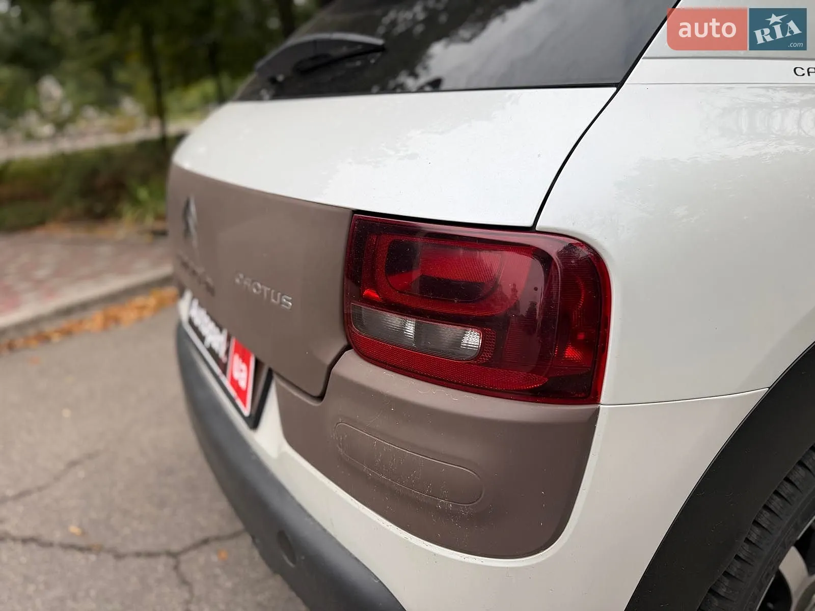 2016 Citroen C4 Cactus - мініатюра 13