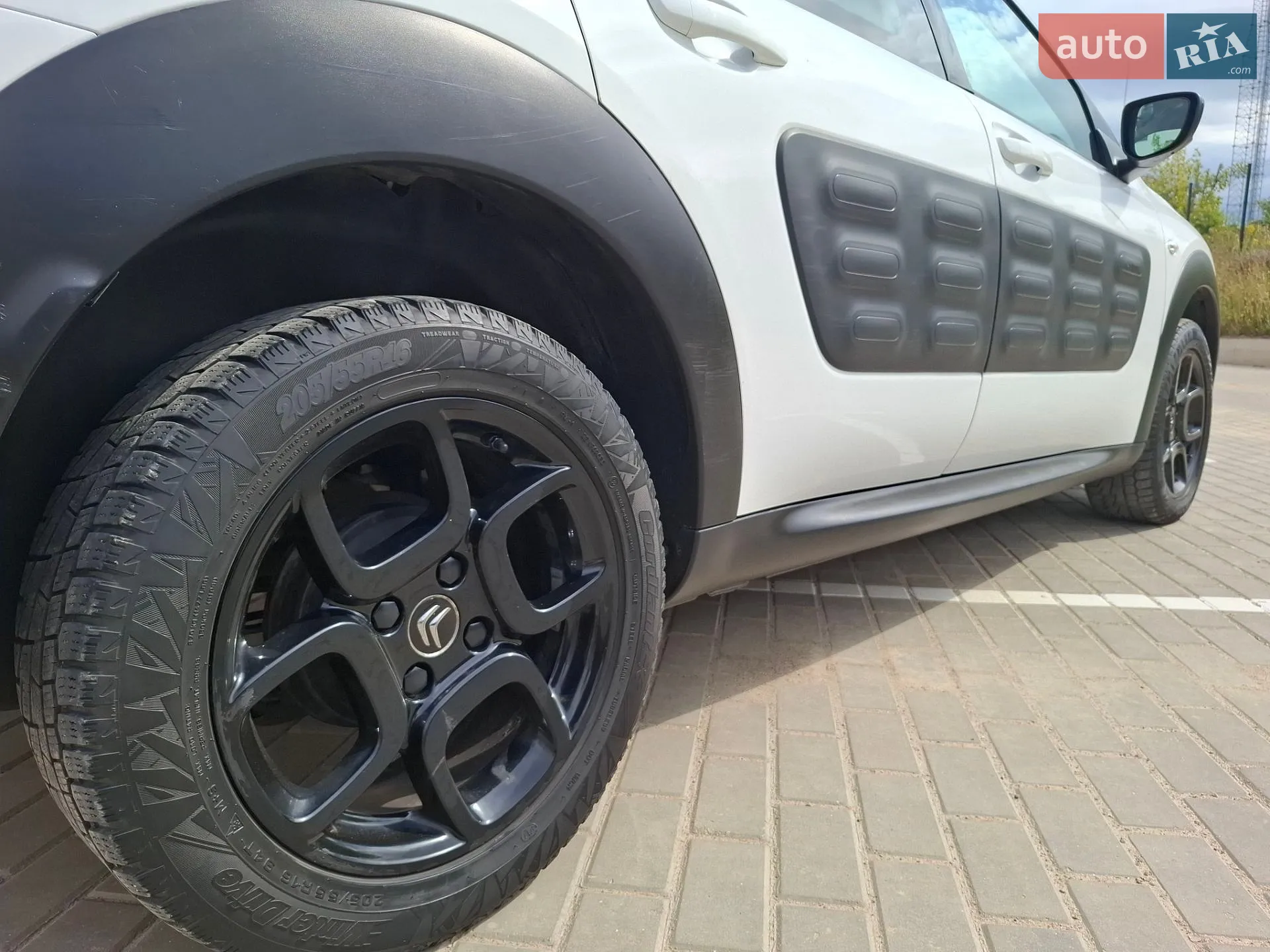 2017 Citroen C4 Cactus - мініатюра 9