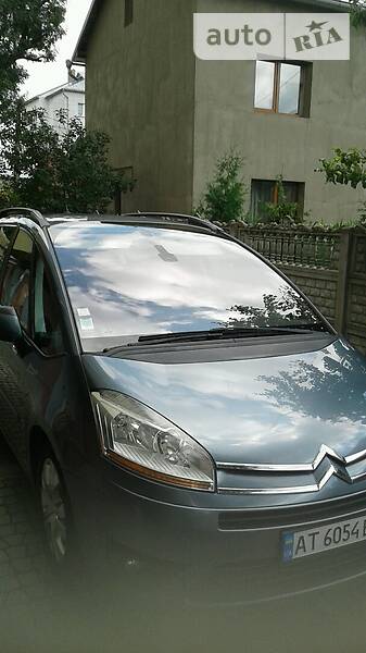 Минивэн Citroen C4 Picasso 2010 в Ивано-Франковске