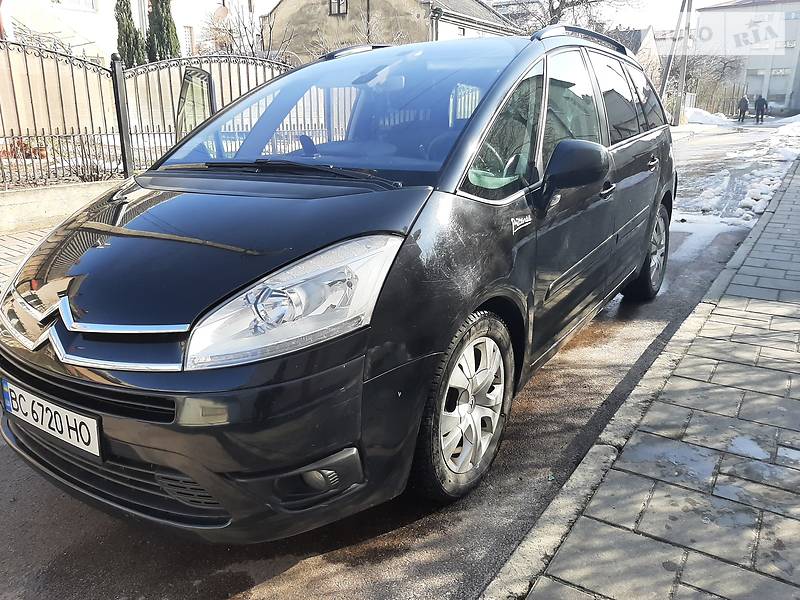 Минивэн Citroen C4 Picasso 2010 в 