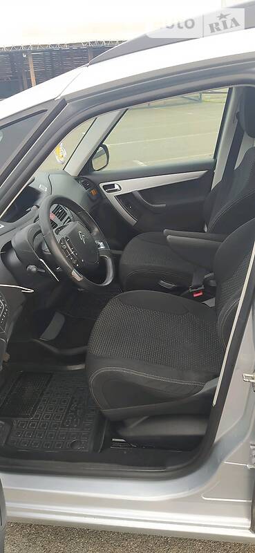 Універсал Citroen C4 Picasso 2011 в Києві