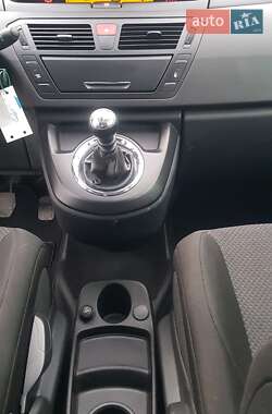 Мікровен Citroen C4 Picasso 2011 в 