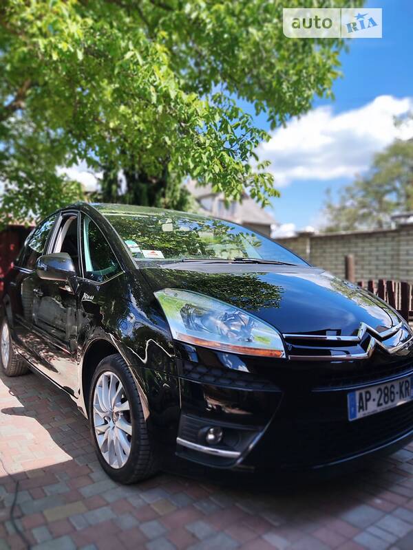 Минивэн Citroen C4 Picasso 2010 в Самборе