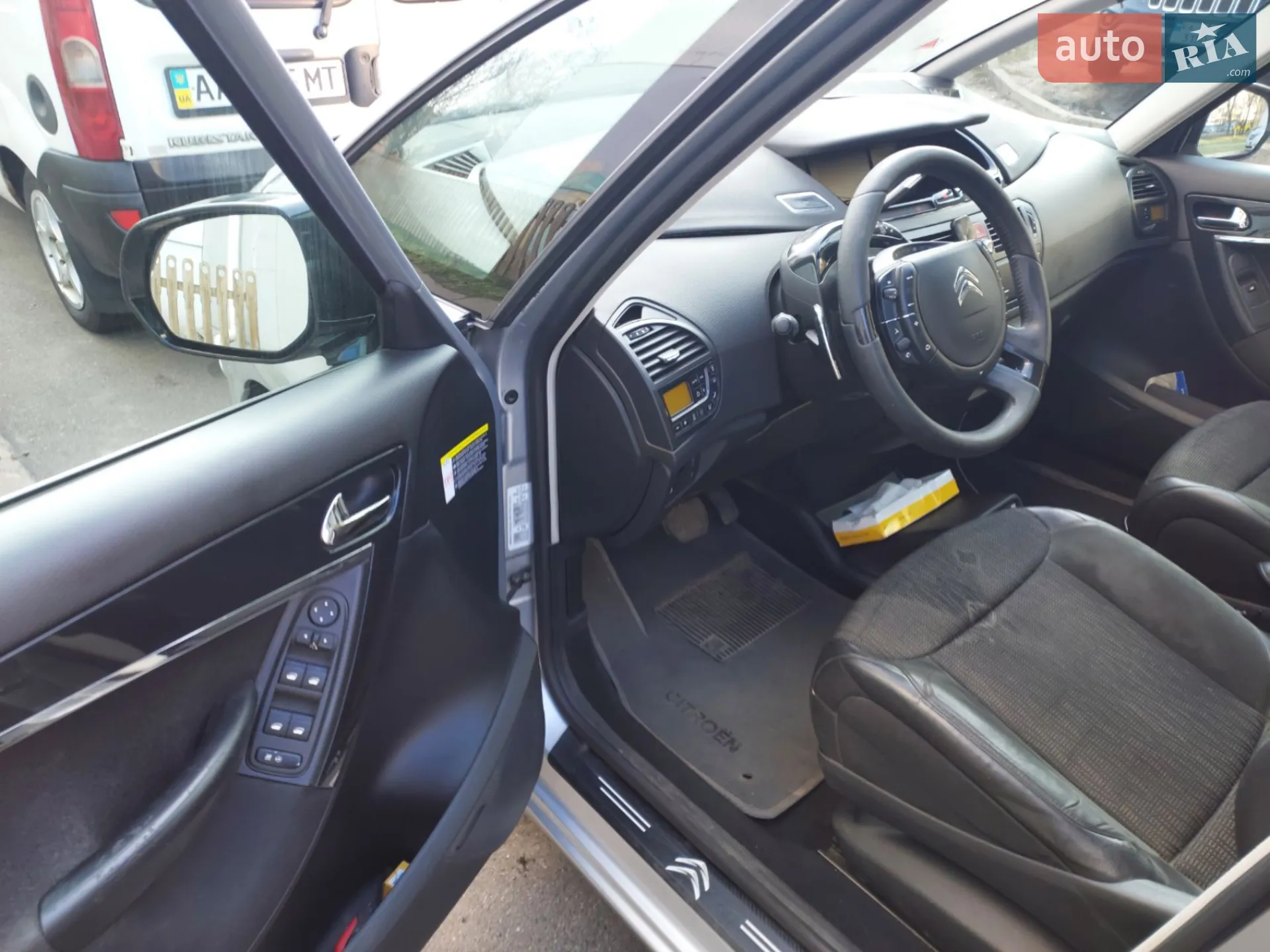 2012 Citroen C4 Picasso - мініатюра 8