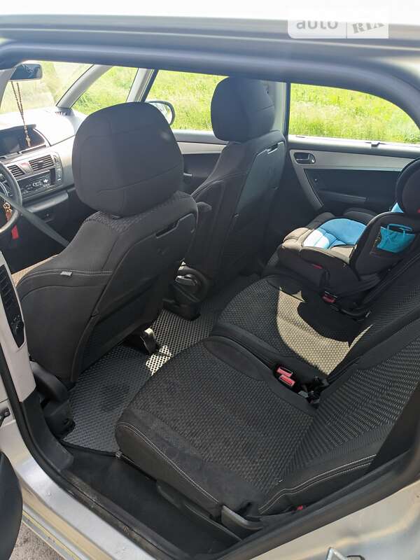 Микровэн Citroen C4 Picasso 2011 в Городке