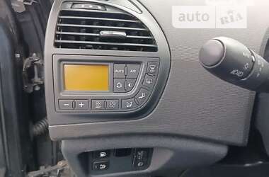 Микровэн Citroen C4 Picasso 2012 в 