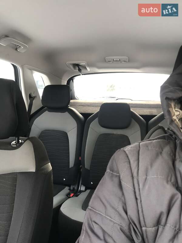 Микровэн Citroen C4 Picasso 2013 в Нетешине