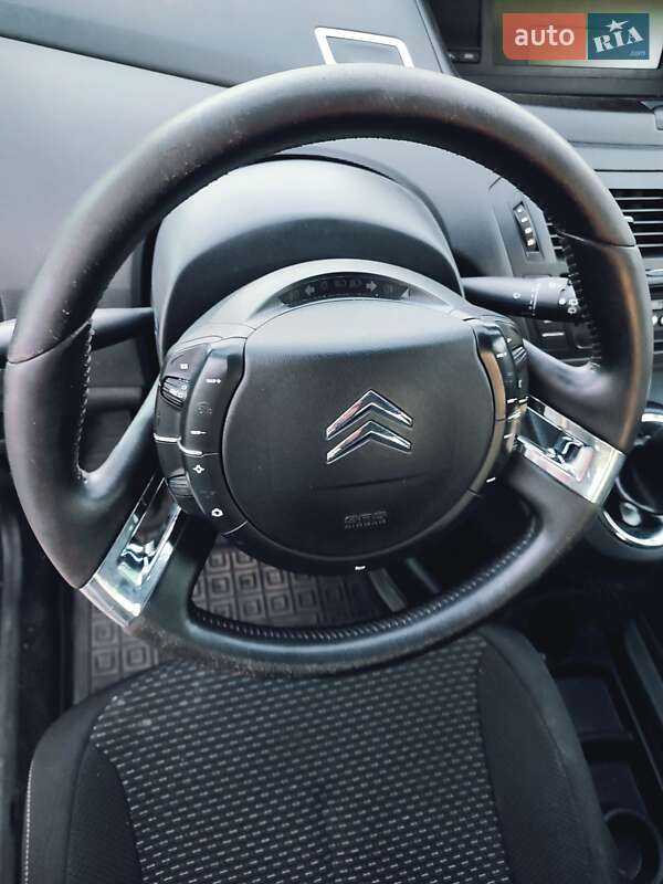 Микровэн Citroen C4 Picasso 2010 в Богуславе фото 10 Микровэн Citroen C4 Picasso 2010 в Богуславе