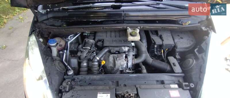 Микровэн Citroen C4 Picasso 2010 в Костополе