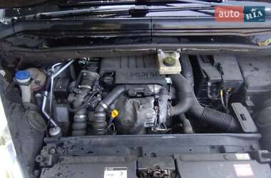 Микровэн Citroen C4 Picasso 2010 в 
