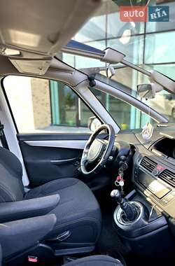Микровэн Citroen C4 Picasso 2011 в 