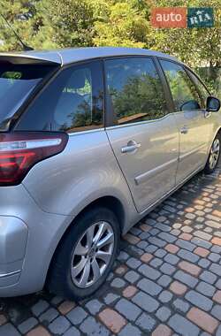Микровэн Citroen C4 Picasso 2011 в 