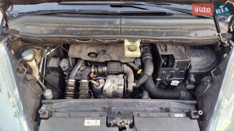 Микровэн Citroen C4 Picasso 2011 в Заре