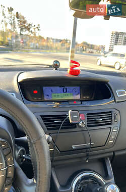 Микровэн Citroen C4 Picasso 2009 в 