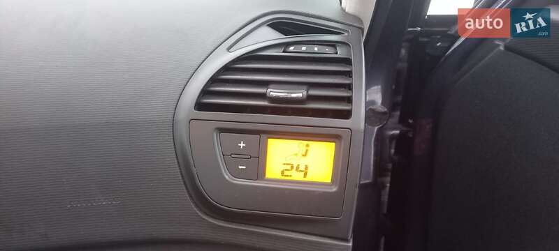 Микровэн Citroen C4 Picasso 2009 в Рава-Русской фото 13 Микровэн Citroen C4 Picasso 2009 в Рава-Русской