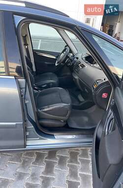 Микровэн Citroen C4 Picasso 2012 в 