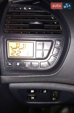 Минивэн Citroen C4 Picasso 2009 в 