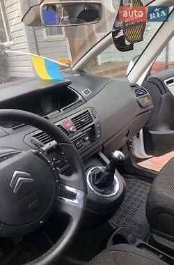 Микровэн Citroen C4 Picasso 2010 в 
