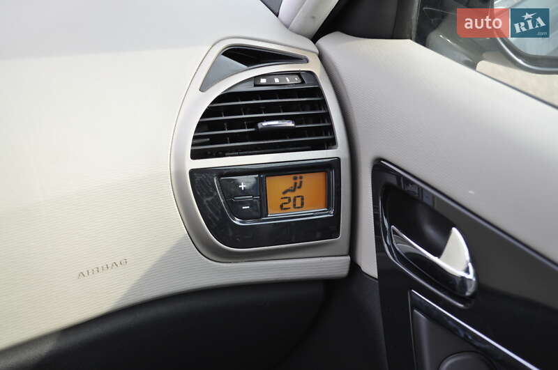 Микровэн Citroen C4 Picasso 2012 в Киеве