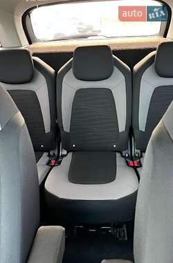 Микровэн Citroen C4 Picasso 2013 в 