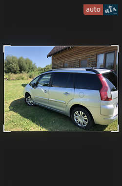 Микровэн Citroen C4 Picasso 2010 в 