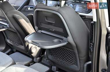 Мікровен Citroen C4 Picasso 2017 в 