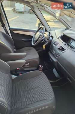 Минивэн Citroen C4 Picasso 2013 в 