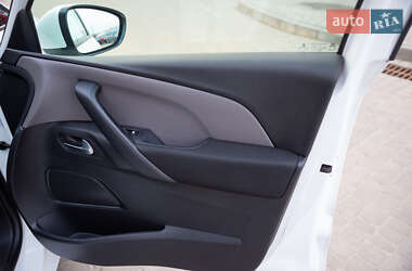 Мікровен Citroen C4 Picasso 2016 в 