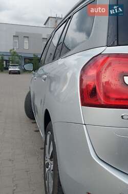 Микровэн Citroen C4 Picasso 2015 в 
