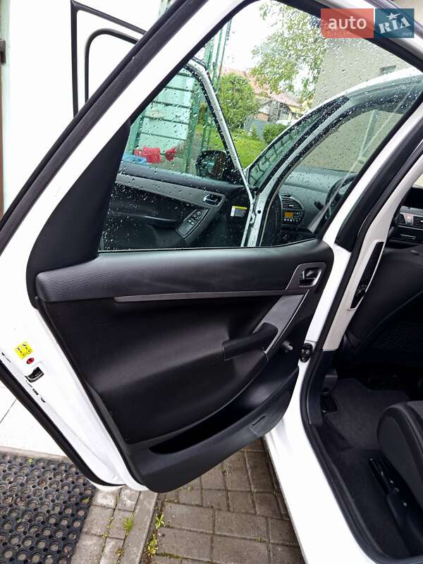 Микровэн Citroen C4 Picasso 2012 в Львове