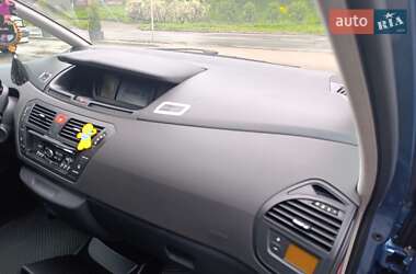 Микровэн Citroen C4 Picasso 2011 в 