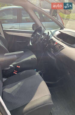 Мікровен Citroen C4 Picasso 2010 в 