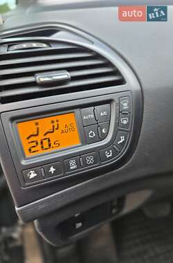 Микровэн Citroen C4 Picasso 2010 в 