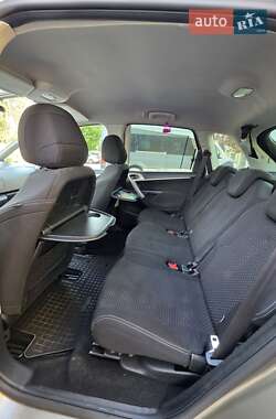 Микровэн Citroen C4 Picasso 2010 в 