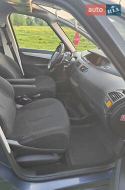 Микровэн Citroen C4 Picasso 2011 в 