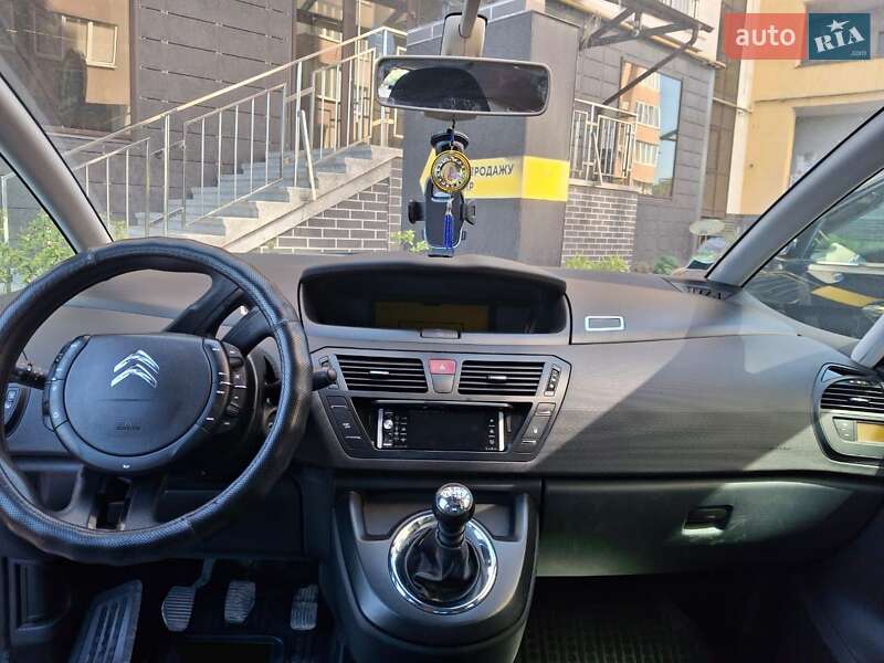 Микровэн Citroen C4 Picasso 2011 в 