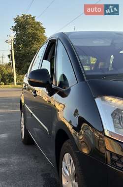 Микровэн Citroen C4 Picasso 2010 в 