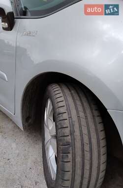 Микровэн Citroen C4 Picasso 2010 в 