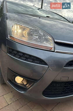 Микровэн Citroen C4 Picasso 2010 в 