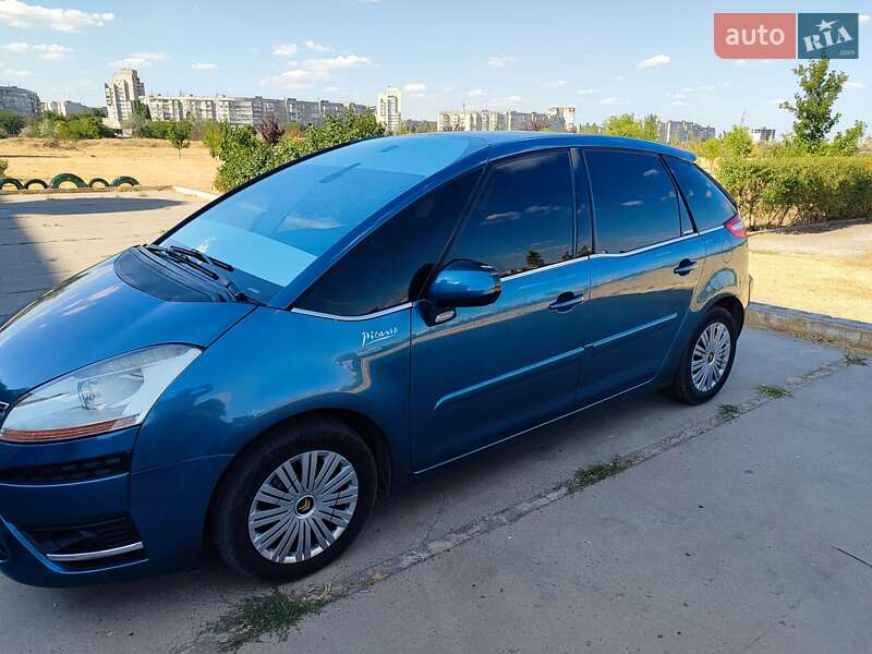 Микровэн Citroen C4 Picasso 2010 в 