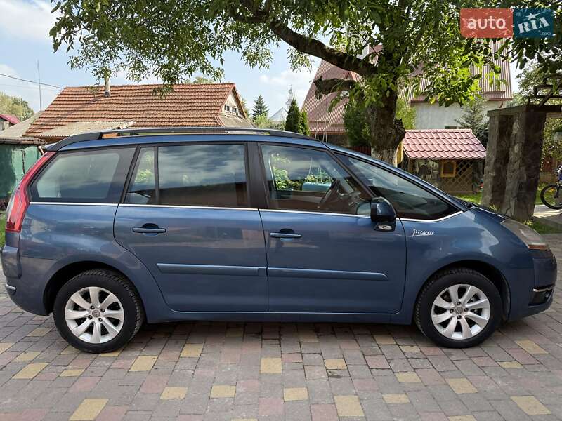 Микровэн Citroen C4 Picasso 2010 в 